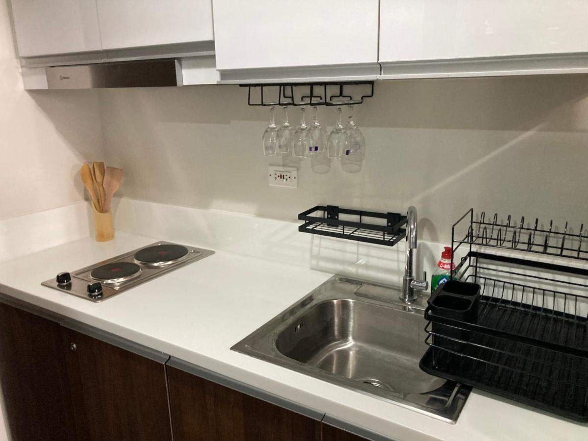 Makati Amazing View Penthouse Studio, Air Residence, Fast Internet 마닐라 외부 사진